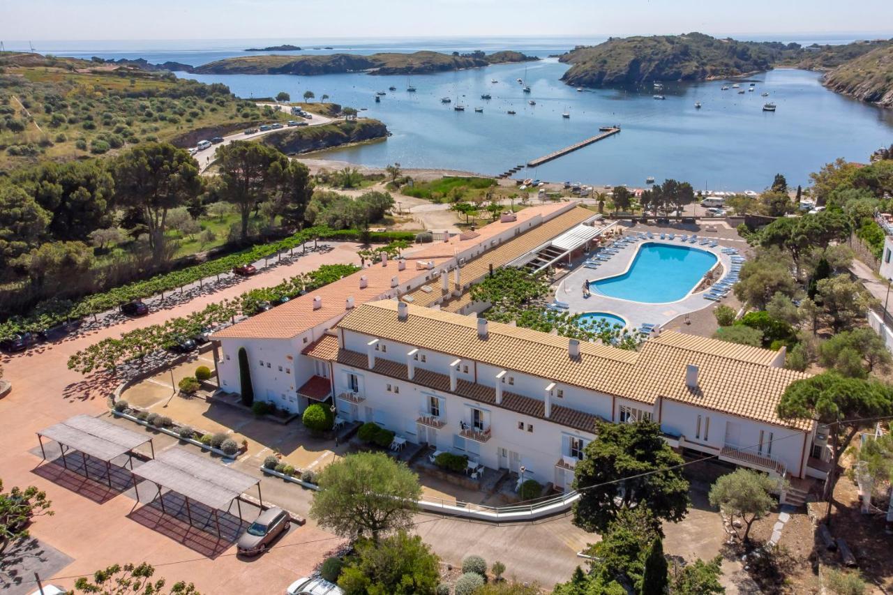 Hotel Calina Cadaqués Exterior foto